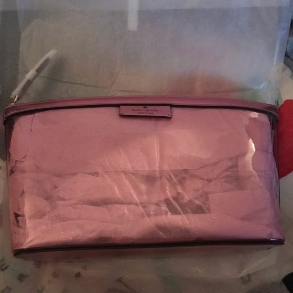 Kate Spade NWT Sabine Medium Cosmetic Pouch - HOST PICK! 🏆 - Picture 6 of 12